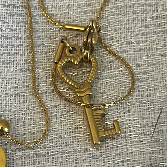 Tiffany & Co. Gold Heart Tag Necklace - Picture 3 of 3